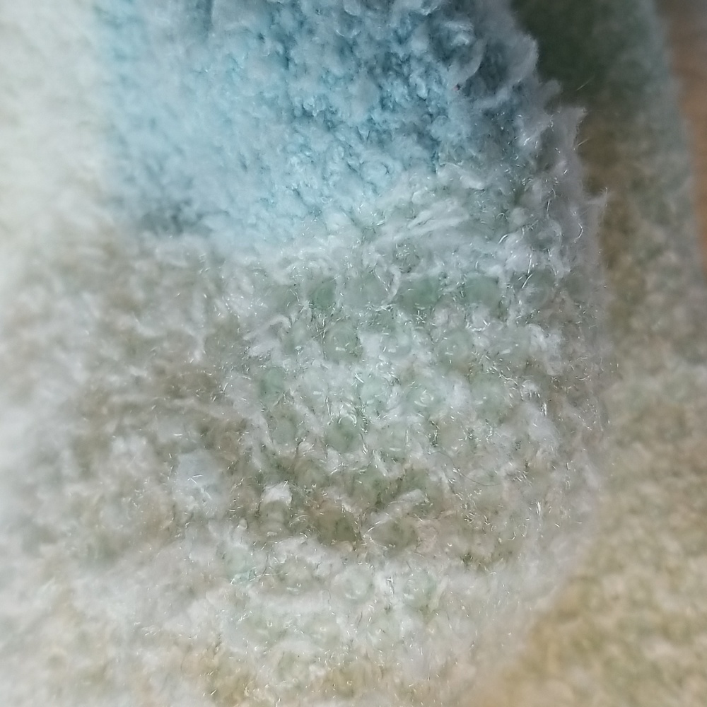 2 PAIR CUDDL DUDS SHERPA LINED LOUNGE SOCKS - Picture 5 of 5